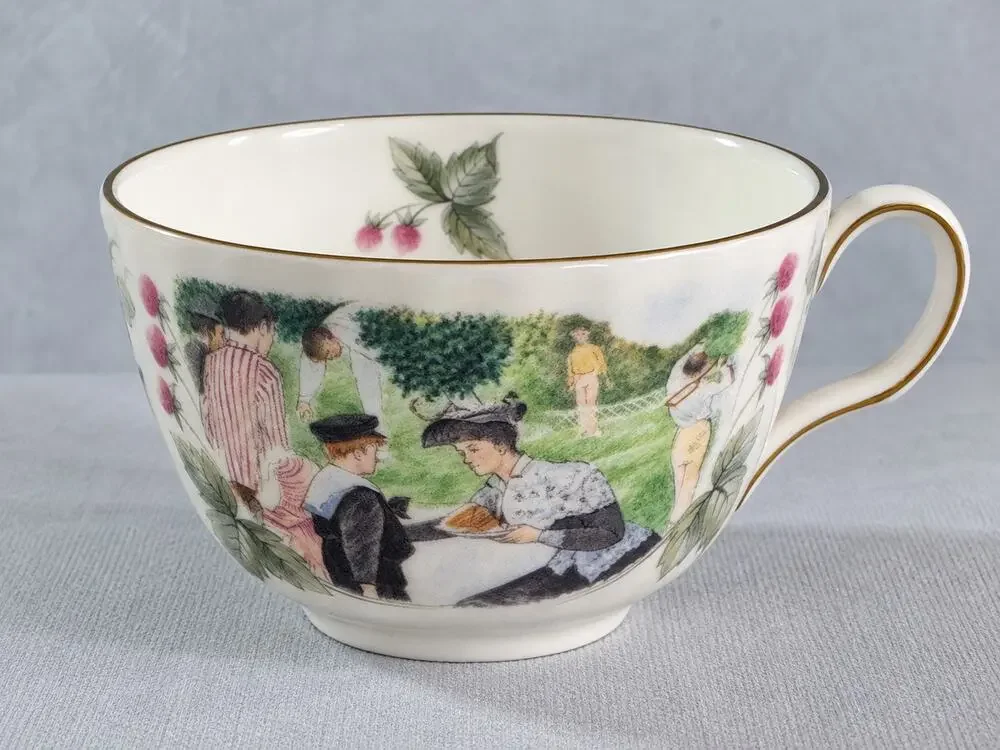 Minton Wimbledon The Tennis Party 1988 Bone China Tea Cup Royal Doulton England